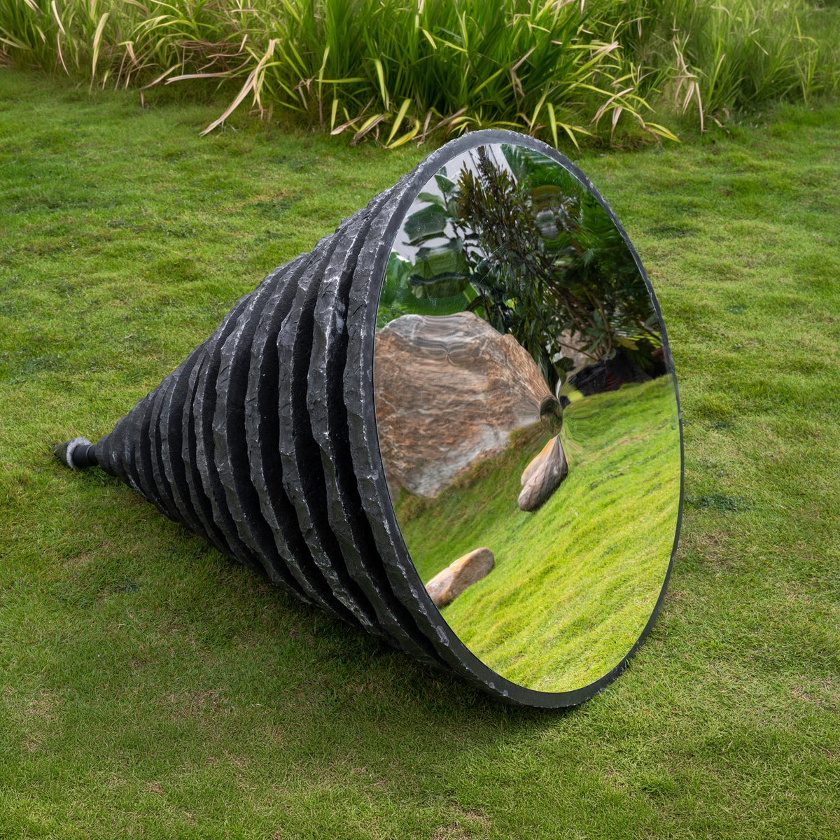 Spinning Top Mirror
